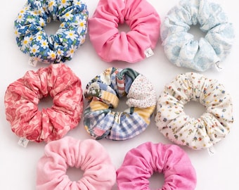 Handgjord tyghårsnodd | Mjuk hårsnodd, skonsam stadga, Cottagecore-accessoar