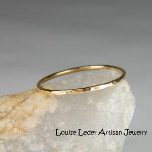 18K Solid Gold Ring Hammered Ring Gold Stacking Ring 18K Dainty Wedding Band Gold Everyday Ring