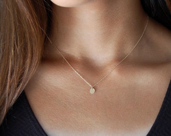 18K Gold Necklace Minimalist Necklace Gold Dainty Necklace 18K Gold Necklace for Women 18K Gold Organic Necklace