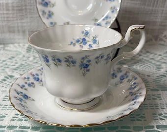 Juego de 3 piezas Royal Albert – Memory Lane (Hecho en Inglaterra) – Taza y 2 platillos