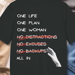 Maglietta "Una vita, un piano", maglietta grafica "Mentalità di lealtà", maglietta "Impegno e disciplina", maglietta con stampa sul retro Stanley Stella Creator 2.0