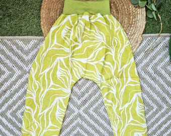 Muslin summer harem pants, green neon stripes, tiger and flower print, handmade, baby and children's sizes 44-98. Children's pants made from organic cotton muslin, grow-with-me pants.