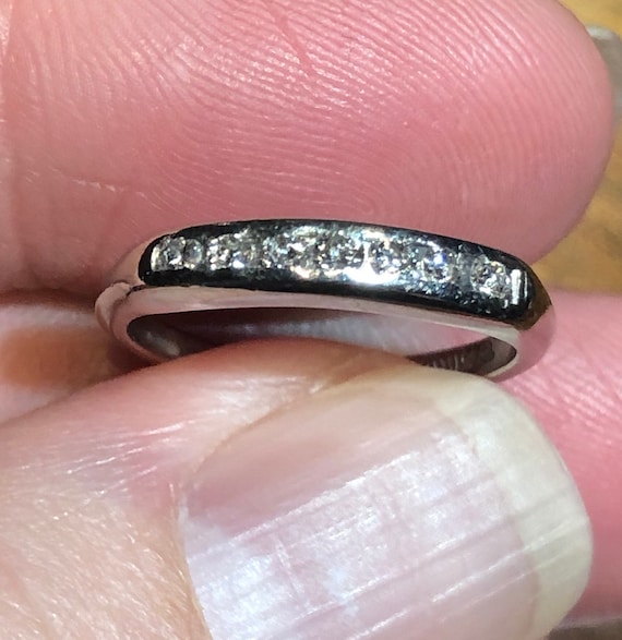 Art Deco Vintage Deco .10 Ct Diamonds Platinum Engagement Ring 