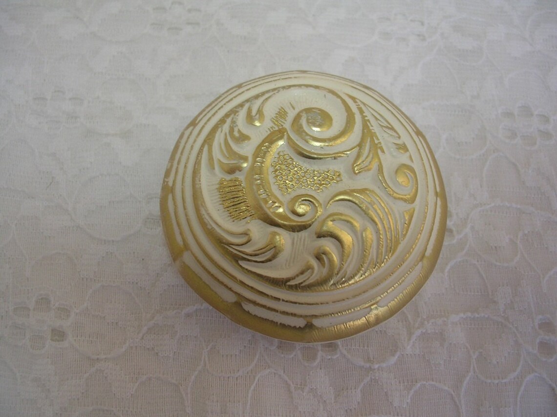 13 Decorative Rubber Door Knob Covers Novelty Trim N.Y. 1964 Etsy