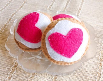 Hand-Stitched Felt Heart Cookies, Play Food Toy, Woodland Bakery Set