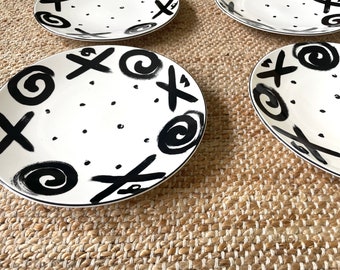 vintage black and white dinner plates Mikasa set/4 Reggae pattern