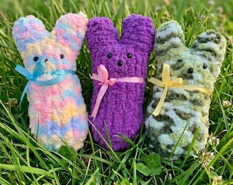 Lapin peep tricoté à la main
