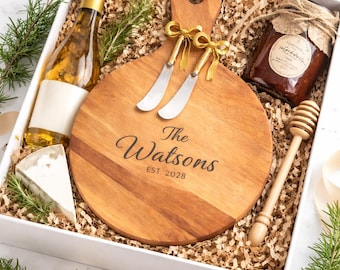 Personalized Charcuterie Board Gift Set, Engraved Housewarming Gift, Custom Cheese Board, Hostess Gift, Bridal Shower Gift, Wedding Gift