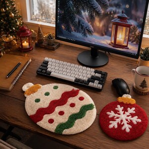 Juego de adornos navideños para escritorio, reposamuñecas para teclado y ratón con diseño festivo de aguja perforadora, decoración de invierno para el espacio de trabajo y regalo para gamers.