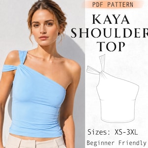 Könnte beinhalten: Ein hellblaues One-Shoulder-Oberteil mit geknotetem Trägerdetail. Das Bild enthält den Text PDF PATTERN KAYA SHOULDER TOP, Sizes: XS-3XL, Beginner Friendly sowie eine schwarz-weiße Strichzeichnung des Schnittmusters für das Kleidungsstück.