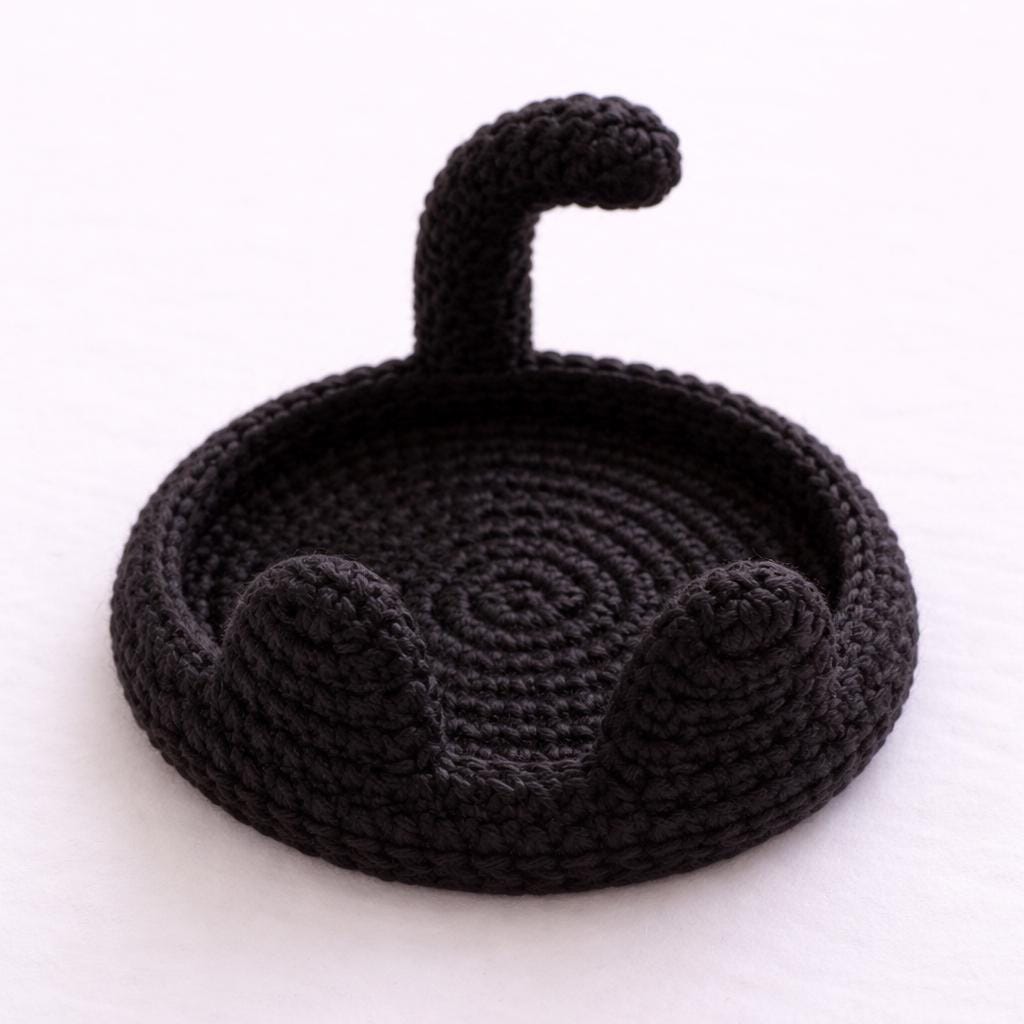 37 Cat Coaster Crochet Patterns for Cat Lovers, Gifts, and Cozy Home Decor 23 Crochet Cat Coaster