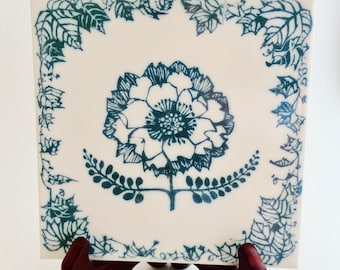 Vintage English Tile in Traditional Flower Design of Teal Blue and White. Dining Table Trivet Made by H & R Johnson, Ltd. Collectible.