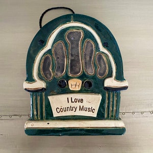 Vintage &quot;Country Music&quot; Sign. Handmade Ceramic Plaque. Painted Music Memento. Shrine to Music Lovers. Hanging Decoration.