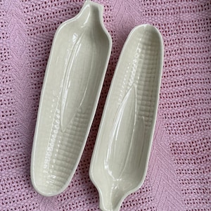 Vintage Holland Mold Corn Holders. White Ceramic Cob-Shaped Serving Dishes. Kitchen, Dining