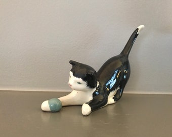 Ready to Ship! Cat Ceramic Figure Handmade Cat playing with a ball of wool Animal Sculpture Glazed and full of Beauty