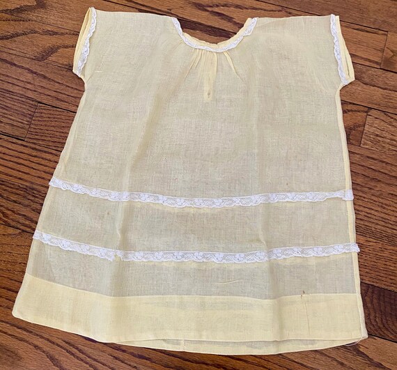 green emerald velvet dress Classic Punto Smock White Dress 6M / Red