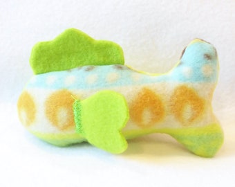 Organic Catnip Toy Fish - Ribbon Print with Green Fins