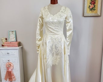 Vintage 1940&#39;s Liquid Candle Light Satin Button Back Ivory Cream Lace Applique Wedding Gown with Long Train | Wedding Bells | Small