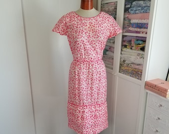 Vintage 1950's Pink and White Floral Wiggle Dress By Frances Brewster Liberty Print Piping Details M/L