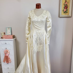 Vintage 1940&#39;s Liquid Candle Light Satin Button Back Ivory Cream Lace Applique Wedding Gown with Long Train | Wedding Bells | Small