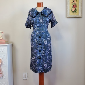 Monet&#39;s Garden | Vintage 1950&#39;s / 60&#39;s Blue Green Purple Watercolor abstract Print Day Dress With Black Velvet Trimmed Collar | XL Volup