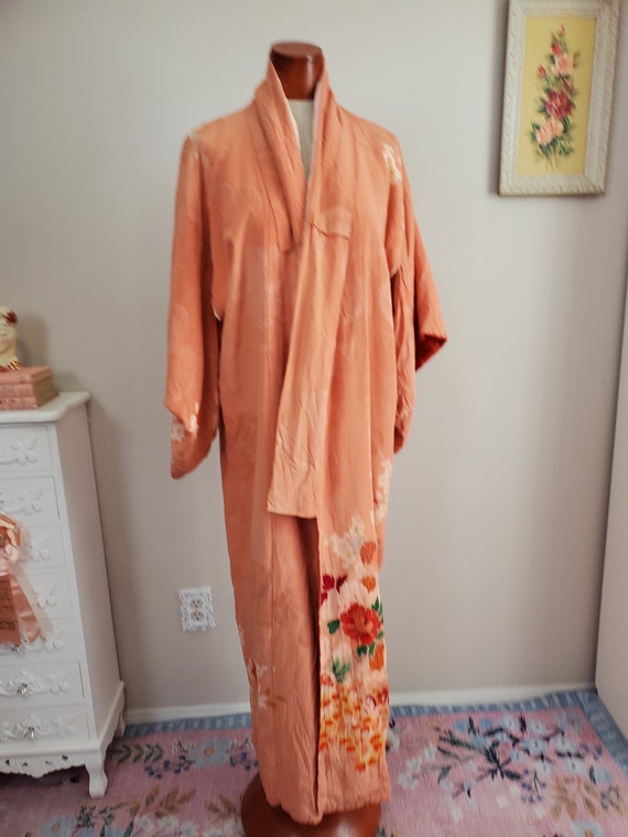 Vintage 1940's Peach Floral Silk Kimono Robe Peon… - image 2