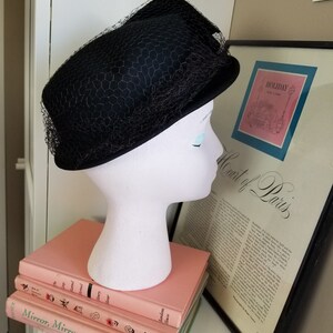 Vintage 1940's Black Wool Felt New York Creations Topper Hat image 6