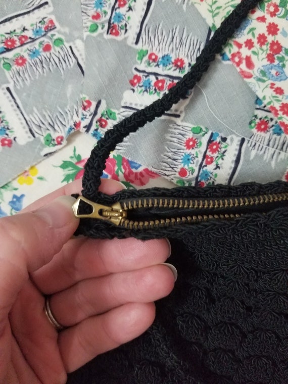Vintage 1930's / 40's Black Corde Crochet Handbag… - image 7