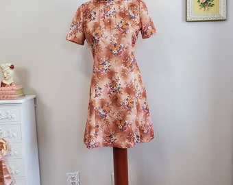 Meet Me at the Gallery | Vintage 1970's Muted Natural Floral MIni Dress With Pin Tucks and Mock Neck | Small to Medium