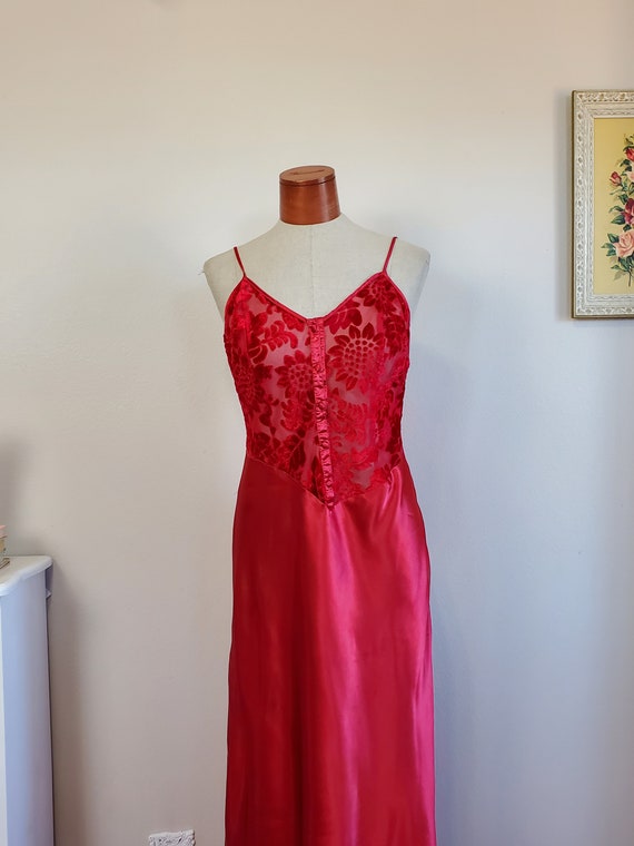 Vintage 1990's/Y2K Crimson Red Satin Burnour Velv… - image 2