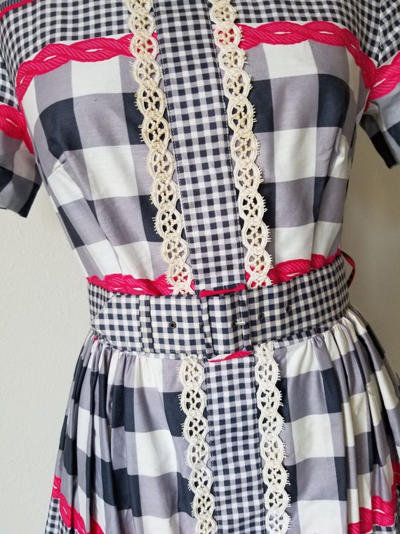 Vintage 1950's/1960's Pink, White, and Blue Check… - image 4
