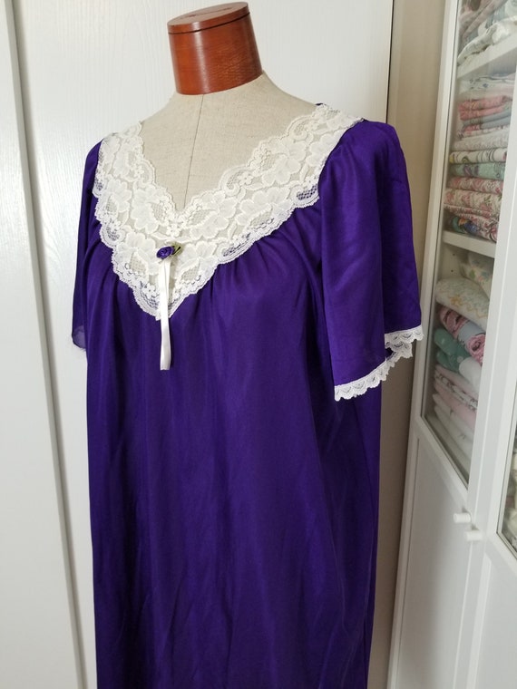 Vintage 1980's Royal Purple Nylon Nightie With La… - image 3