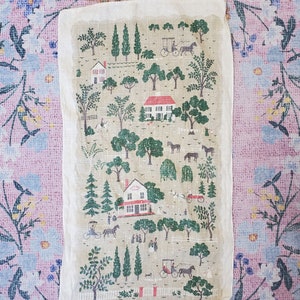 Vintage 1960's Primitive Theme Tea Towel Houses Horse and Carriage General Store | 16" x 30"