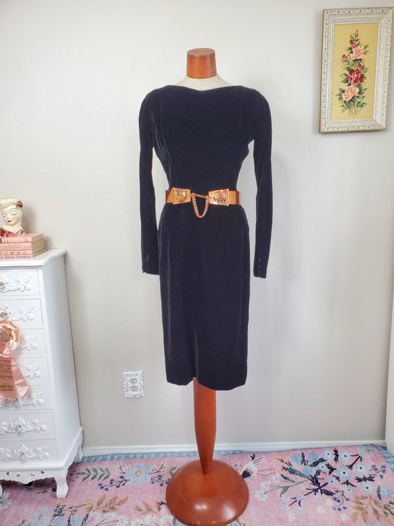 Vintage 1950's Black Velvet Wiggle Dress Long Sle… - image 1