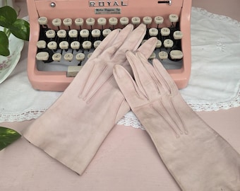 Vintage 1940er / 50er Jahre Handschuhe aus weichem rosa Leder | Jean Atkins | Größe 6 1/4