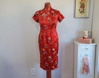 Vintage 1950's / 60's Red Floral Silk Jaqcuard Brocade Wiggle Dress Cheongsam Qipao Style Dress | Squirrel | Small