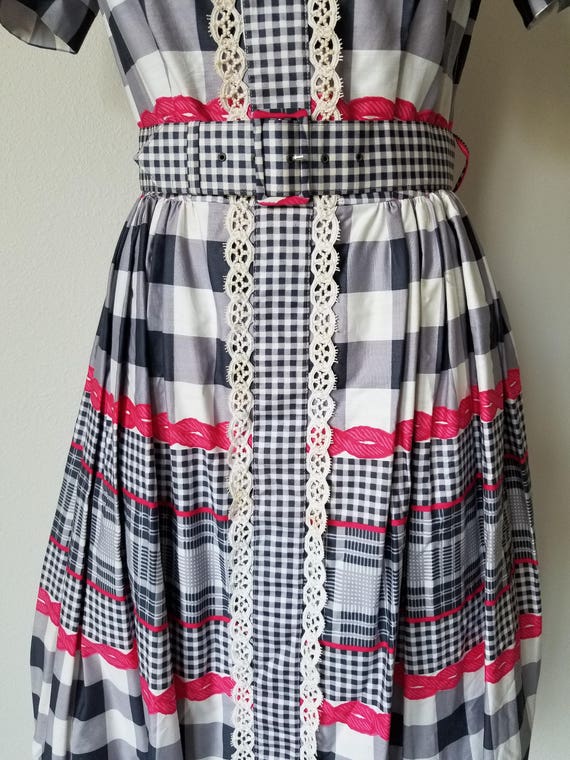 Vintage 1950's/1960's Pink, White, and Blue Check… - image 2