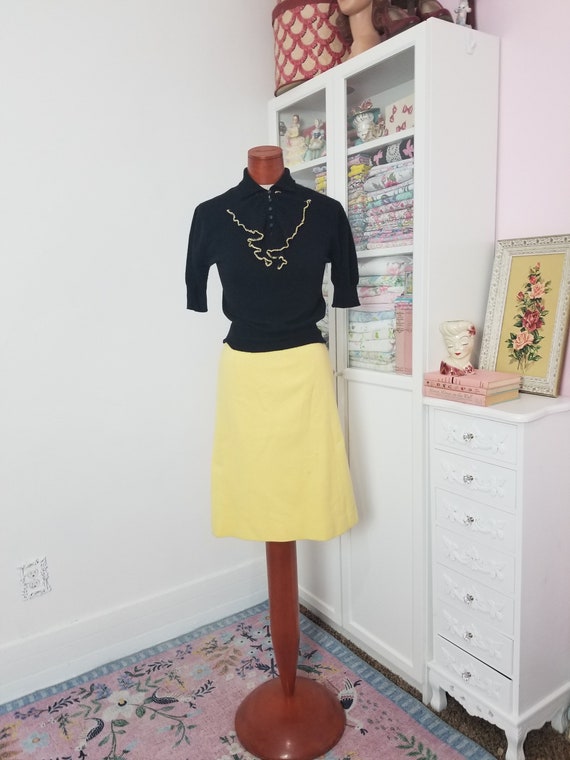 VIntage 1950's / 60's Yellow Wool Pencil Skirt / … - image 1