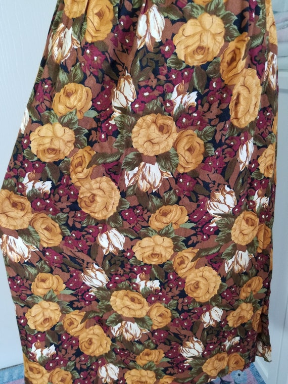 Vintage 1980's Autumnal Roses Broomstick Gathered… - image 3