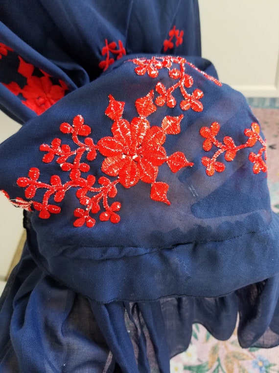 Vintage 1960's Dark Blue and Red Embroidered Folk… - image 5