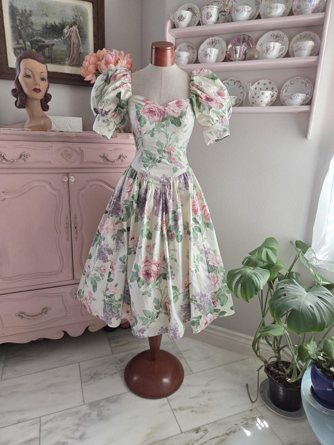 Two for Tea | Vintage 1980's Oversized Rose and Lilac Floral