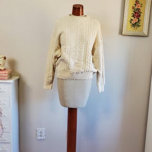 Hemingway | Vintage 1970&#39;s / 80&#39;s Cream Ivory Cable Knit Chunky Cotton Fishermans Style Sweater | Rustique | Medium to Large