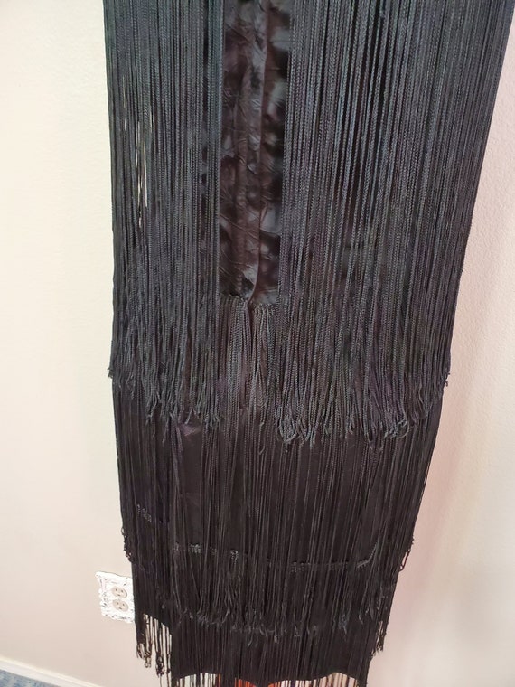 VIntage 1980's Does 20's Black Fringed Dress | Mi… - image 7