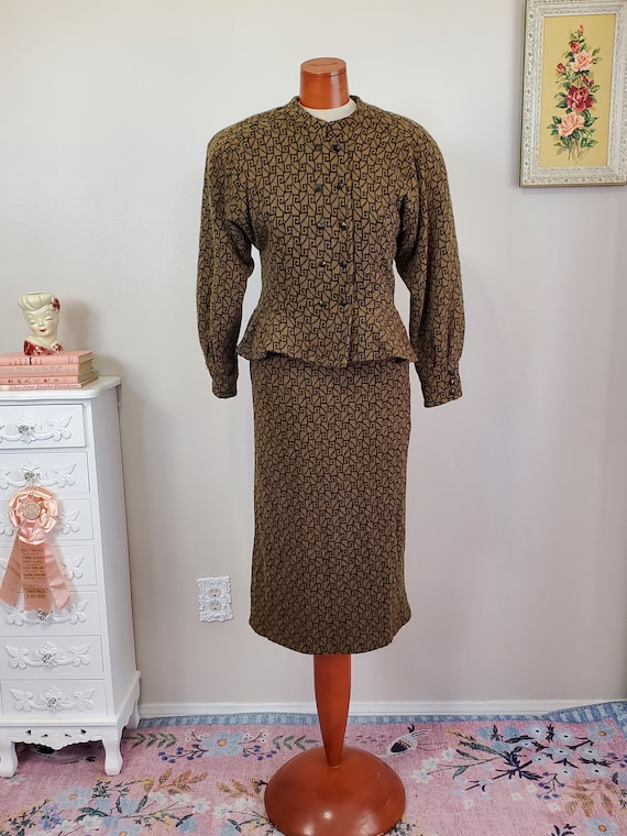 Vintage 1970's / 80's Wool Knit Skirt Suit Peplum… - image 2