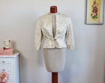 Shine Bright | Vintage 1950's / 60's Ivory and Silver Brocade Jacket Blazer | Small to Medium