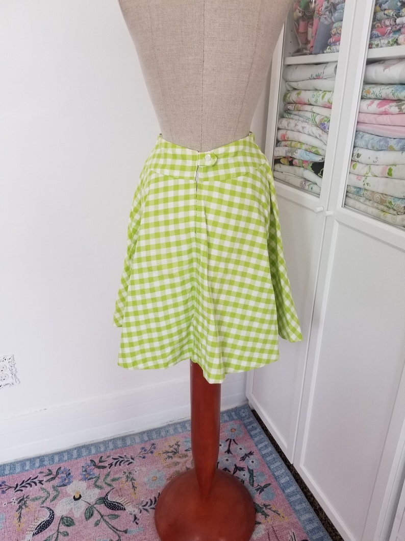 Vintage 1960/'s Apple Green Gingham 34 Circle Skirt With Cummerbund Style Waistband  Spring Fling  Small