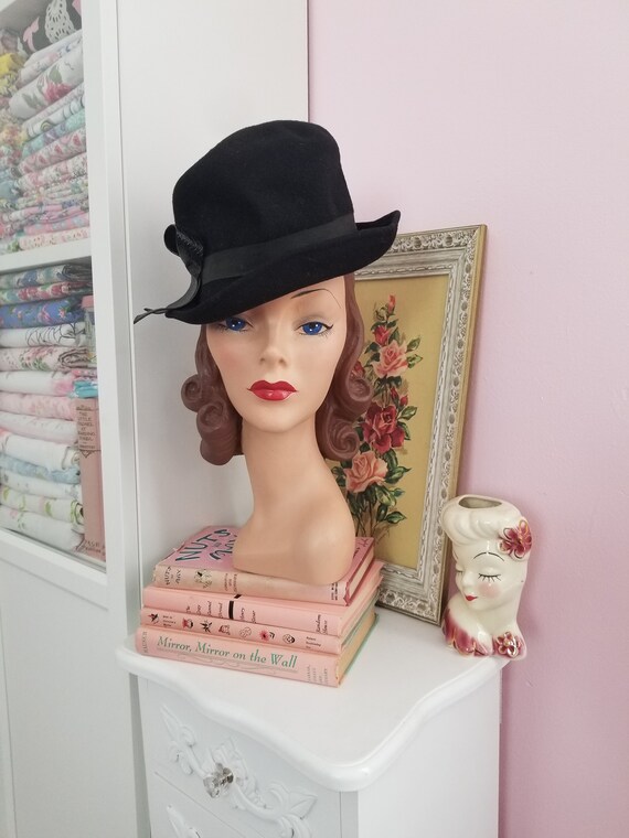 Vintage 1960 display picture 3