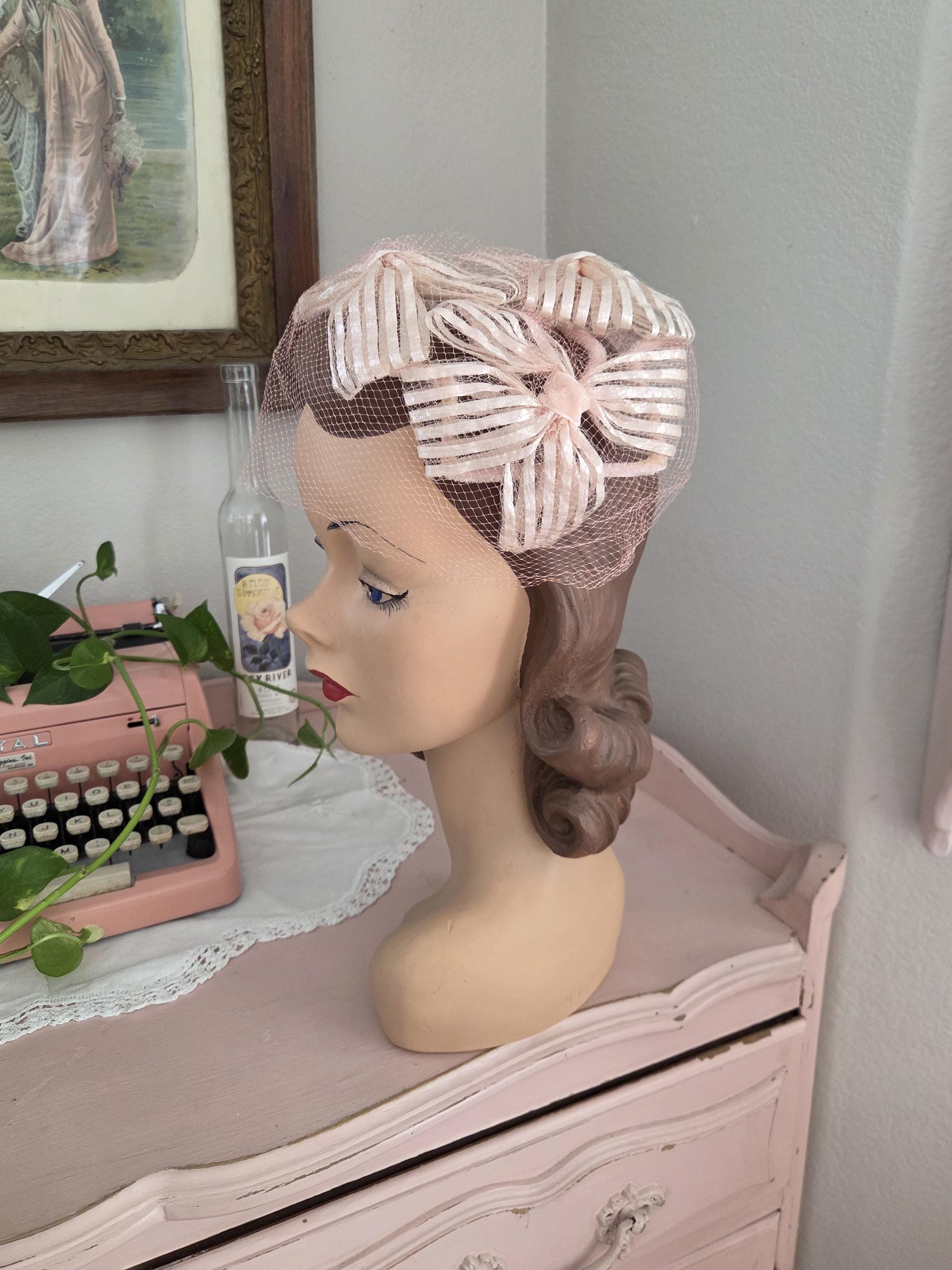 1950s Noreen‎ Fashion Covered w/Netting Bumper Hat What time period is this hat from, and what are some ways I  main image 3