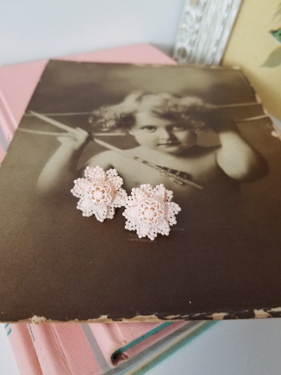 Vintage 1930's / 40's Light Pink Celluloid Filigre