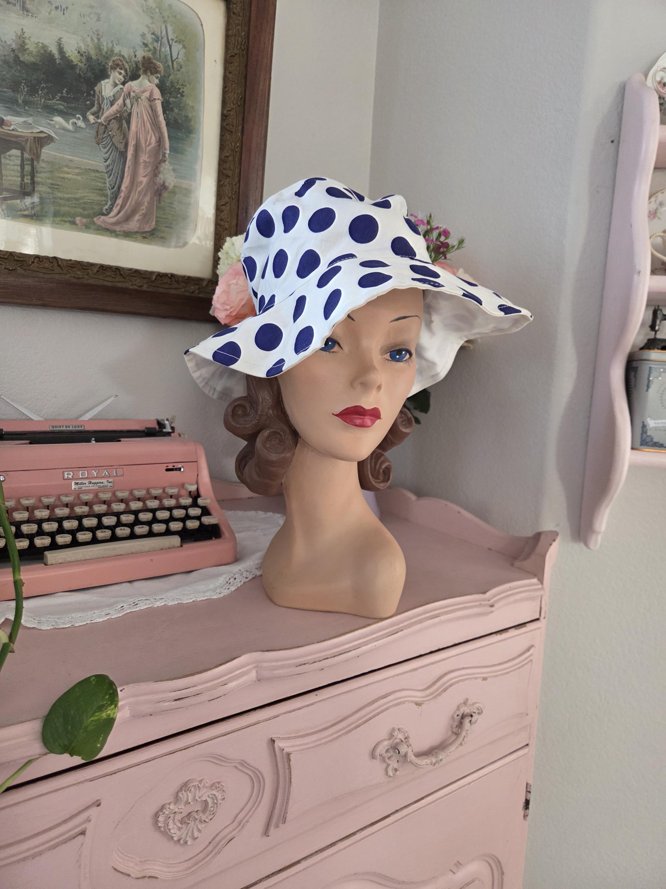 Elegant Cream Sun Hat with Polka Dot Scarf Women main image 2